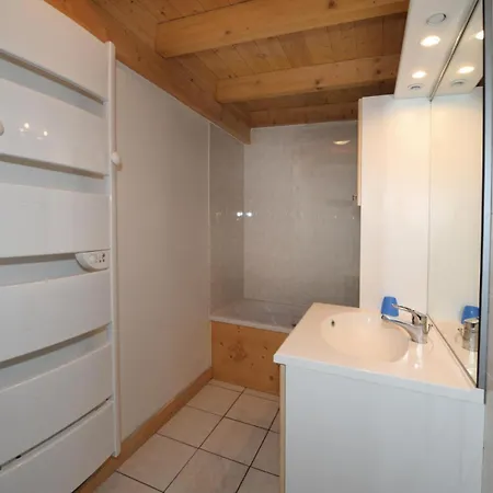 Courmayeur - 4 Pieces Pour 10 Personnes 334